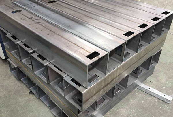 恒山大口径无缝方管